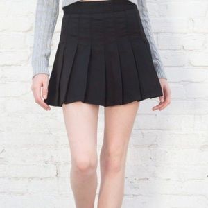 Brandy pleated skirt